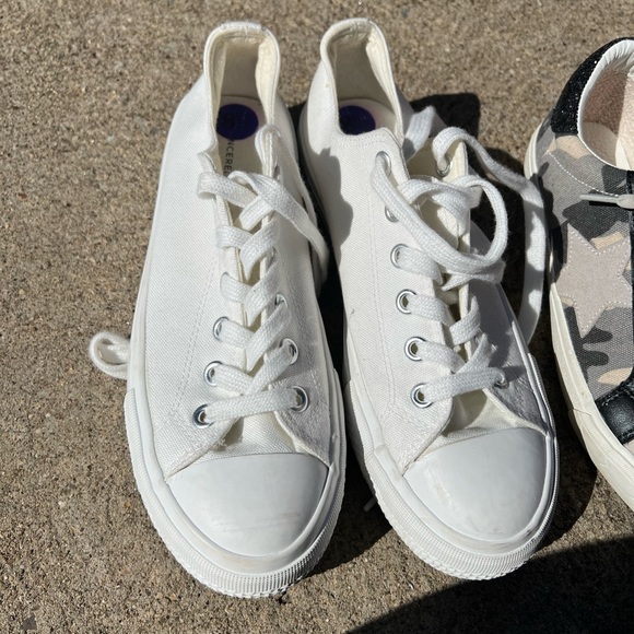 Woman’s brand name fashion tennis shoes